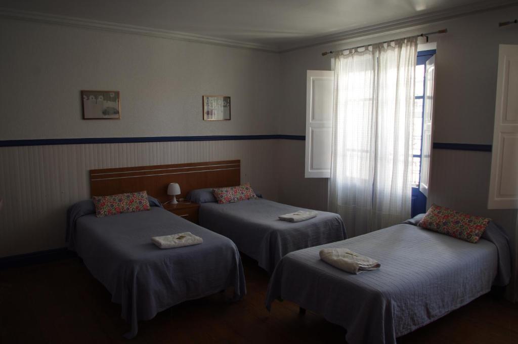 Pension "La Marina" Castro Urdiales Exteriör bild