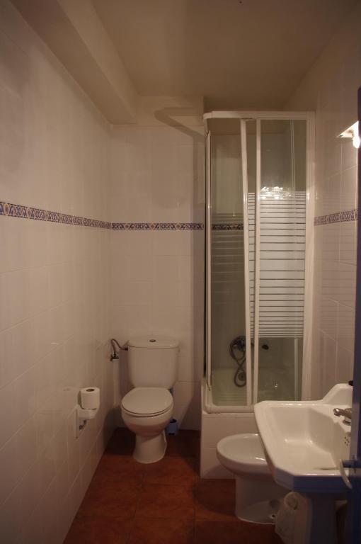 Pension "La Marina" Castro Urdiales Exteriör bild