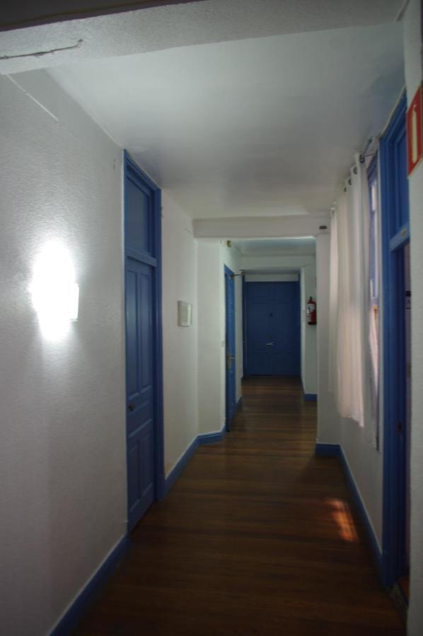 Pension "La Marina" Castro Urdiales Exteriör bild